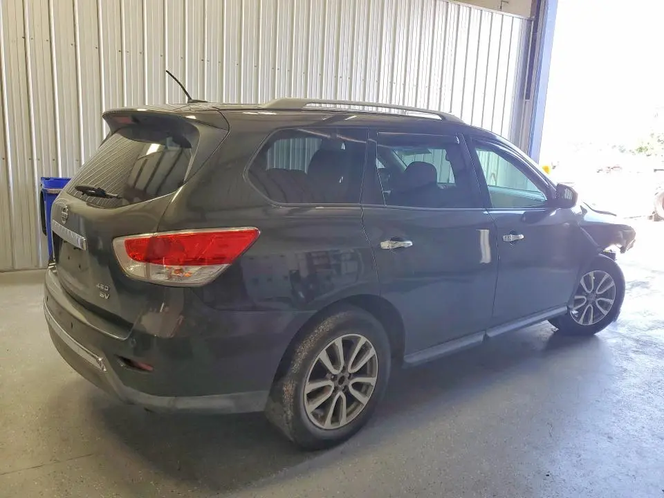 2015 NISSAN PATHFINDER SV  