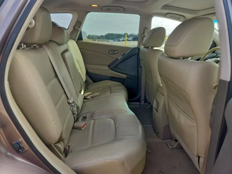 2012 NISSAN MURANO S  