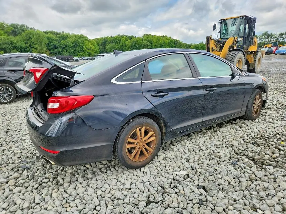 2017 HYUNDAI SONATA SE  