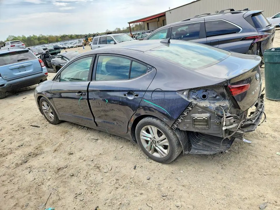 2020 HYUNDAI ELANTRA SEL  
