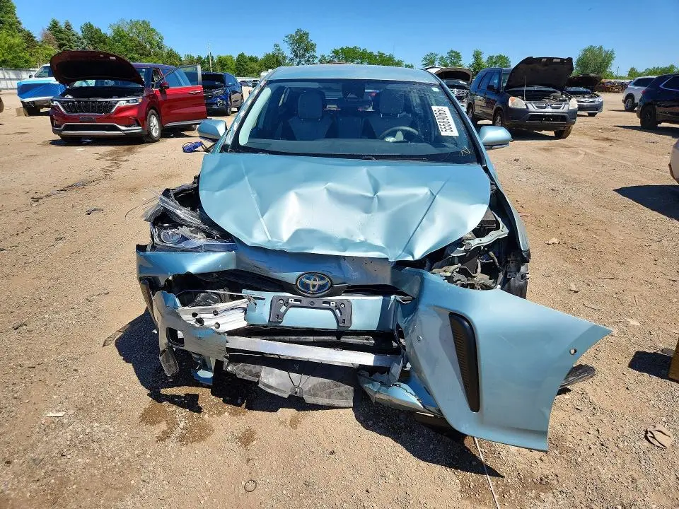 2021 TOYOTA PRIUS LE  