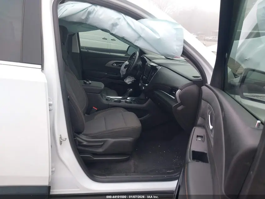 2019 CHEVROLET TRAVERSE LS