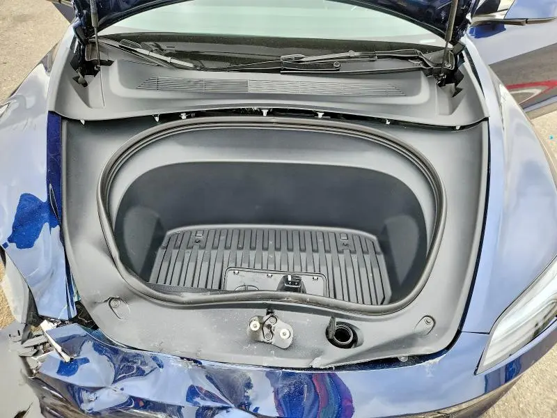 2026 TESLA MODEL 3   