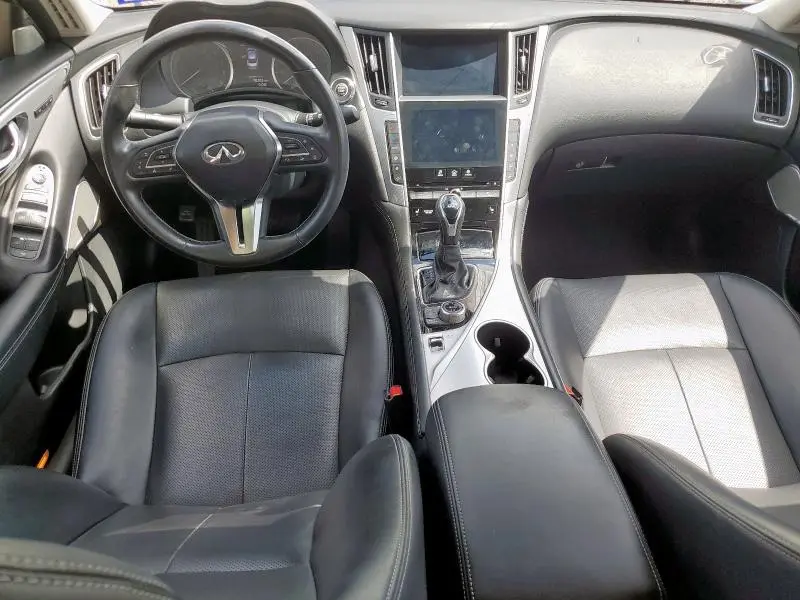 2022 INFINITI Q50 LUXE  