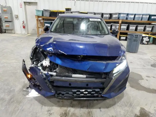 2024 NISSAN ALTIMA SR  