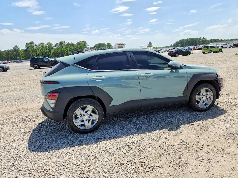 2025 HYUNDAI KONA SE  