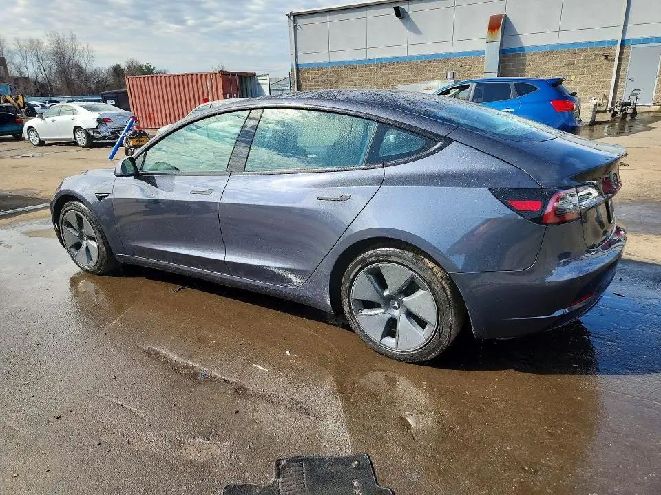 2021 TESLA MODEL 3   