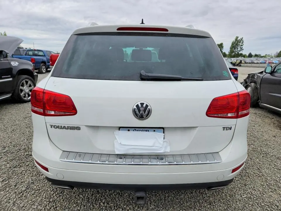 2013 VOLKSWAGEN TOUAREG V6 TDI  