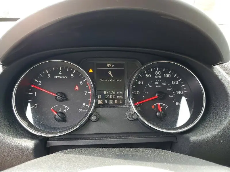 2013 NISSAN ROGUE S  