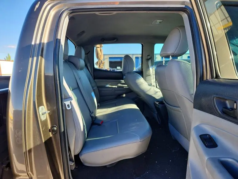 2013 TOYOTA TACOMA DOUBLE CAB PRERUNNER  