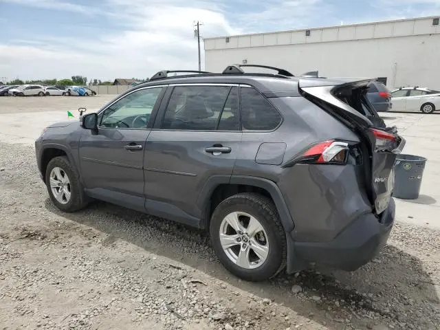 2021 TOYOTA RAV4 XLE  