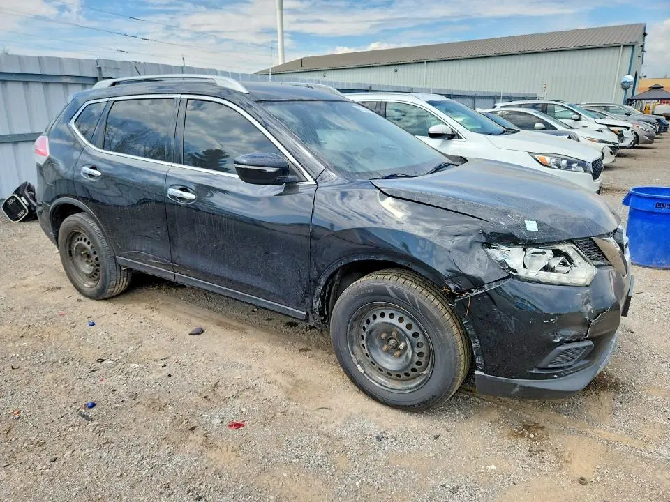 2015 NISSAN ROGUE S  