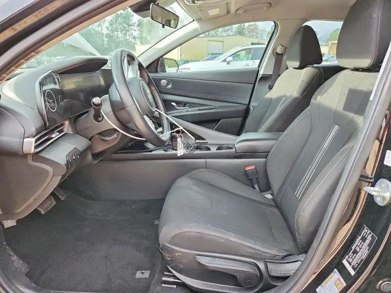 2023 HYUNDAI ELANTRA   