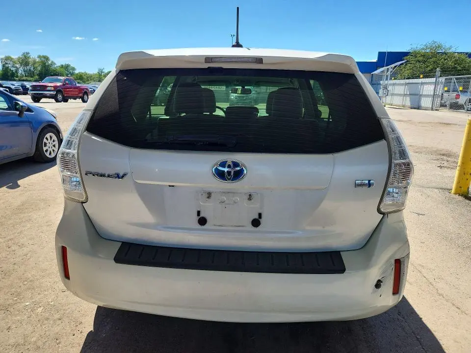2012 TOYOTA PRIUS V FIVE  
