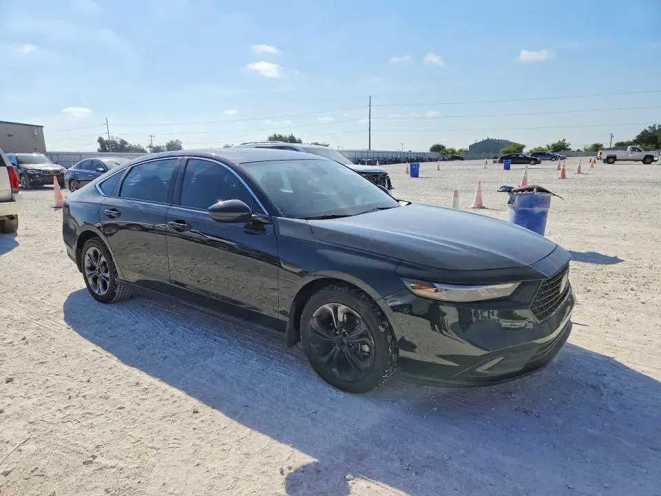 2024 HONDA ACCORD EX  