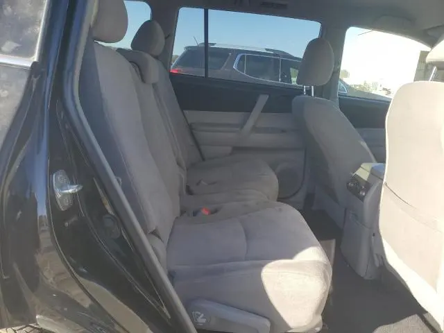 2011 TOYOTA HIGHLANDER BASE  