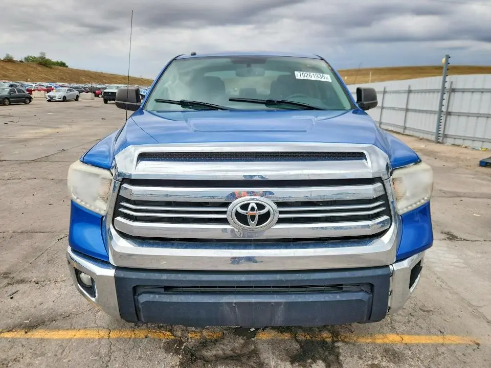 2016 TOYOTA TUNDRA SR5  