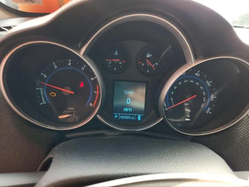 2012 CHEVROLET CRUZE LT  