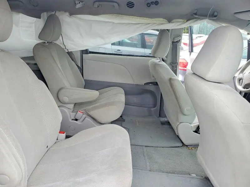 2012 TOYOTA SIENNA BASE 7-PASSENGER  