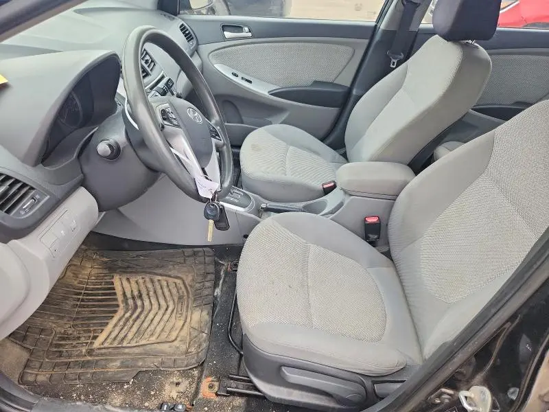 2012 HYUNDAI ACCENT GLS  