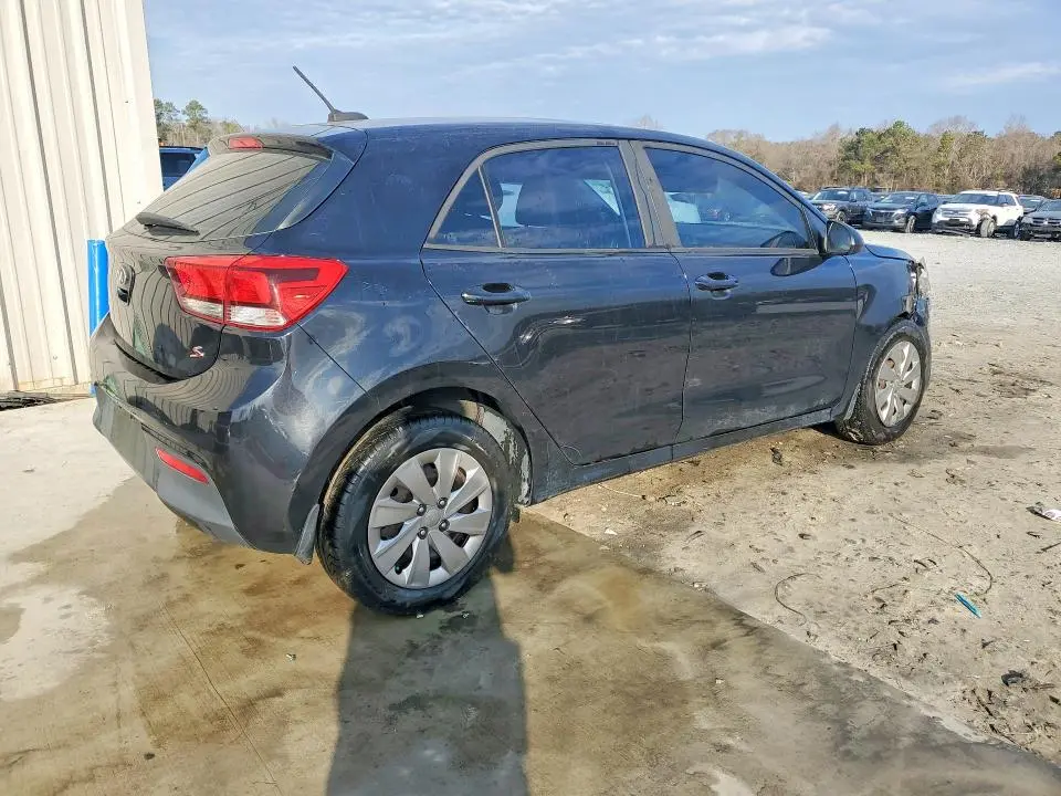 2018 KIA RIO LX  