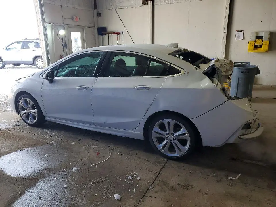 2016 CHEVROLET CRUZE PREMIER  