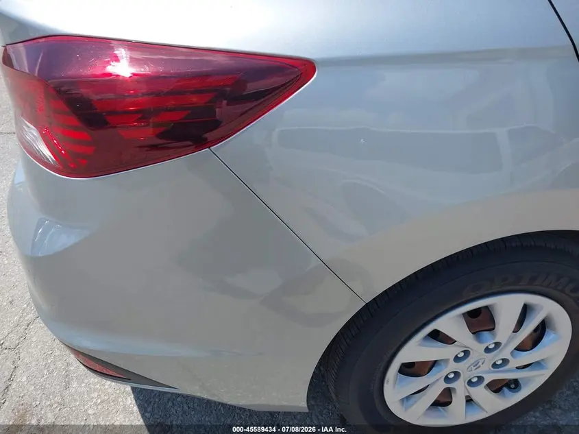 2020 HYUNDAI ELANTRA SE