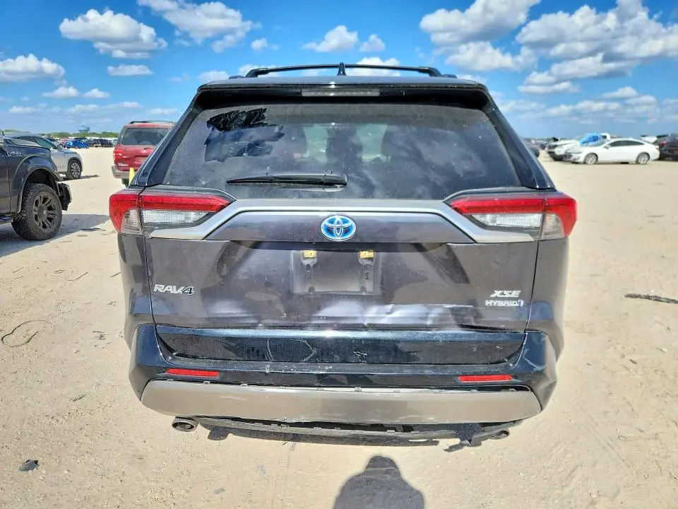 2023 TOYOTA RAV4 XSE  