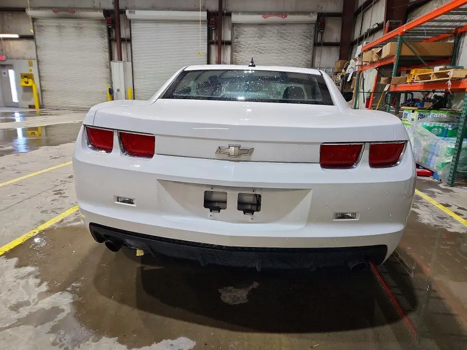2011 CHEVROLET CAMARO LS  