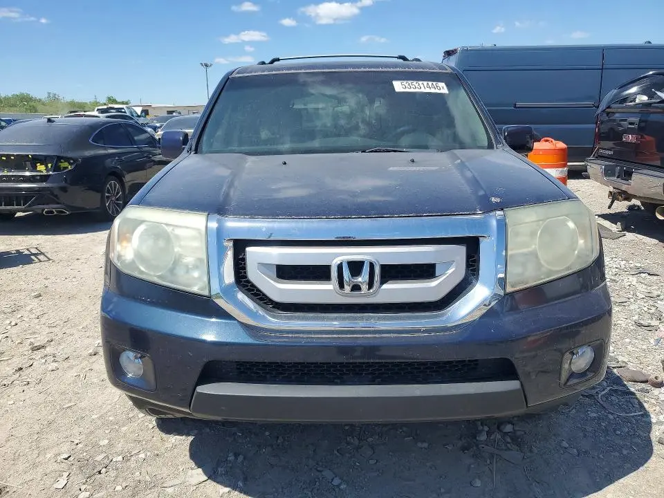 2011 HONDA PILOT EX  