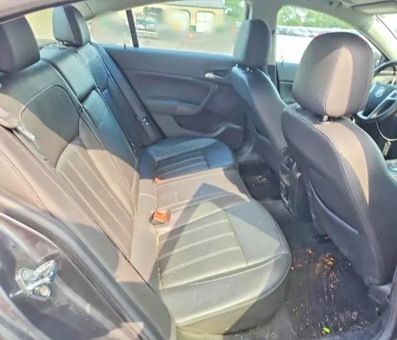 2011 BUICK REGAL CXL  