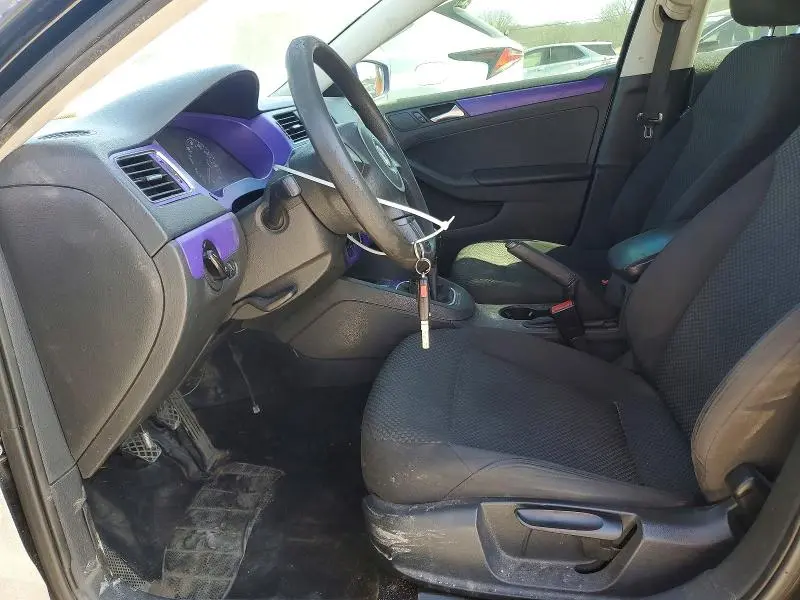 2013 VOLKSWAGEN JETTA BASE  