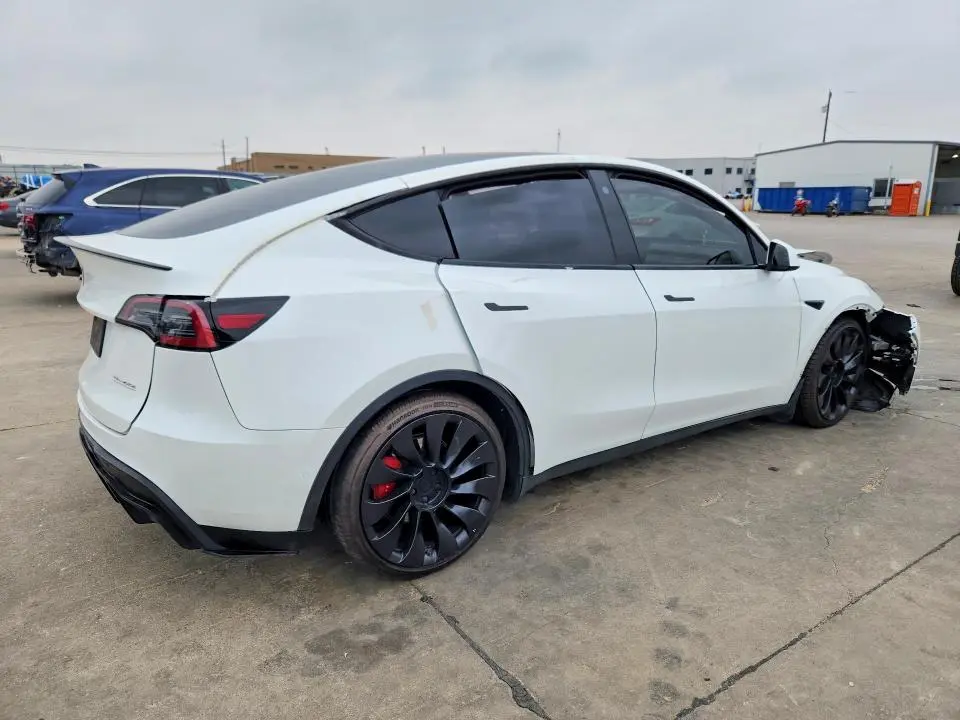 2022 TESLA MODEL Y   