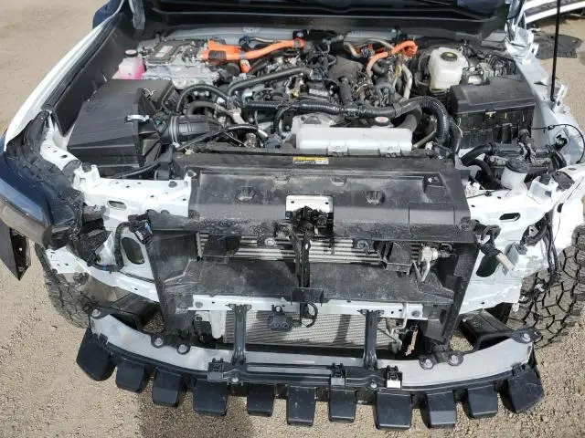 2024 TOYOTA TACOMA DOUBLE CAB  