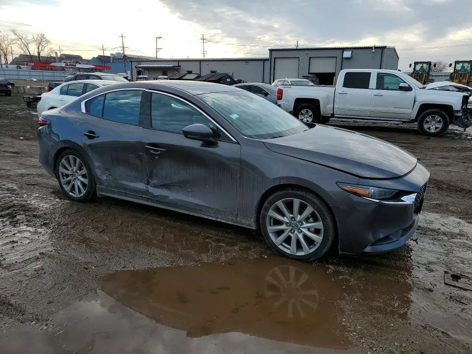 2020 MAZDA 3 PREMIUM  