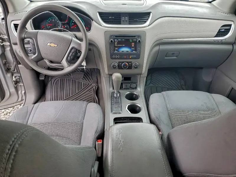 2015 CHEVROLET TRAVERSE LS  