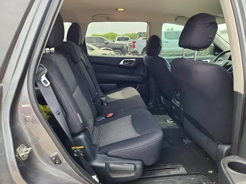 2020 NISSAN PATHFINDER SV  