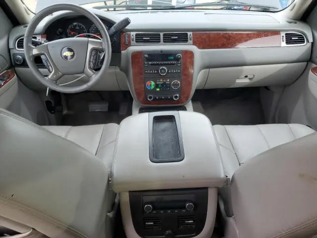2011 CHEVROLET AVALANCHE LT  