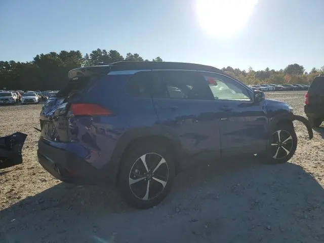 2024 TOYOTA COROLLA CROSS SE  