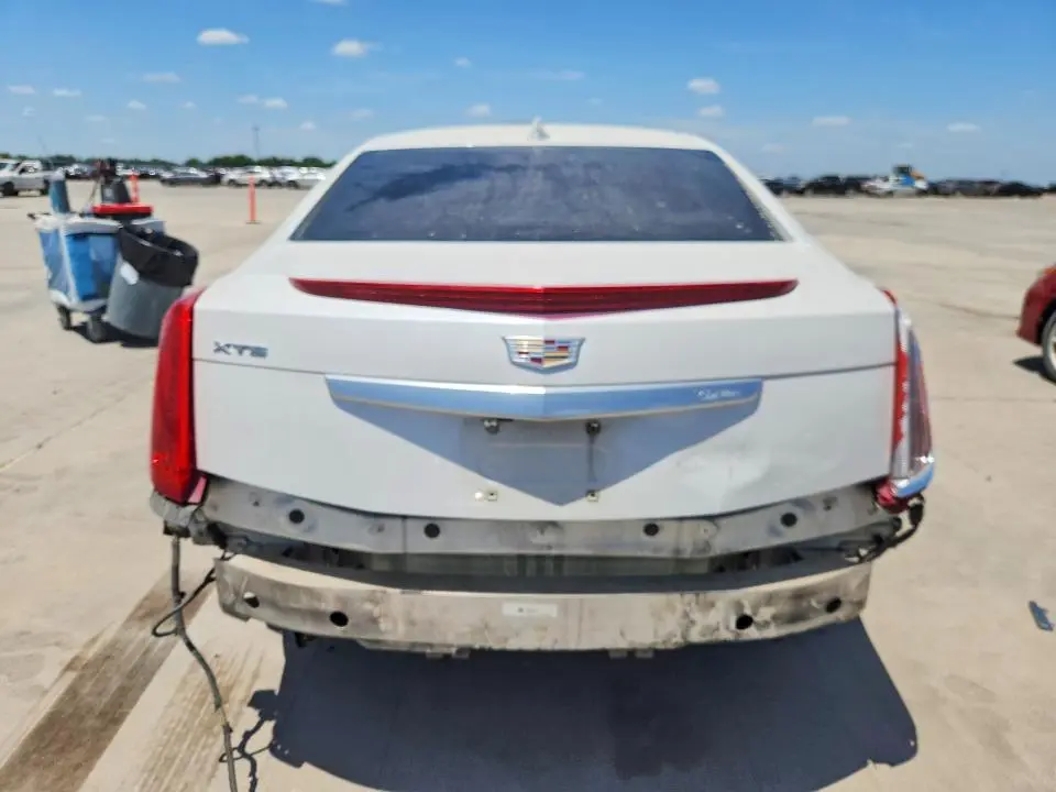 2016 CADILLAC XTS LUXURY COLLECTION  