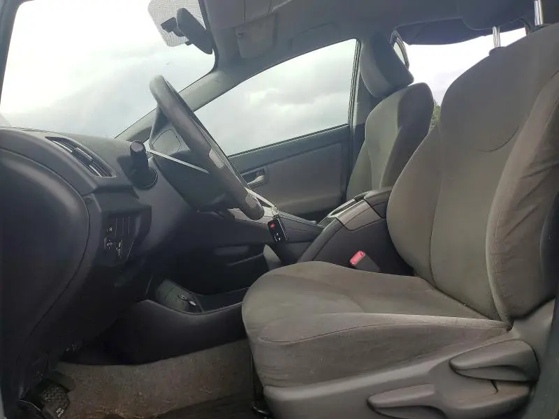 2013 TOYOTA PRIUS THREE  