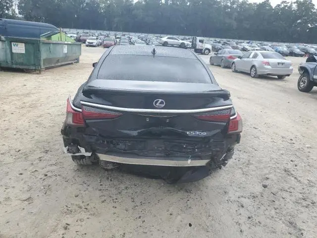 2022 LEXUS ES 300H BASE  