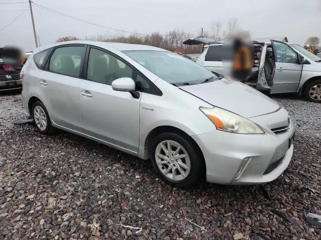 2012 TOYOTA PRIUS V   