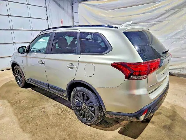 2020 MITSUBISHI OUTLANDER SE  