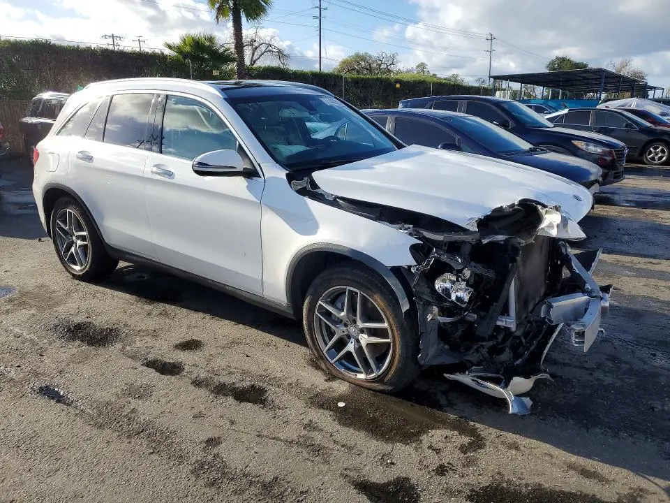 2016 MERCEDES-BENZ GLC 300  