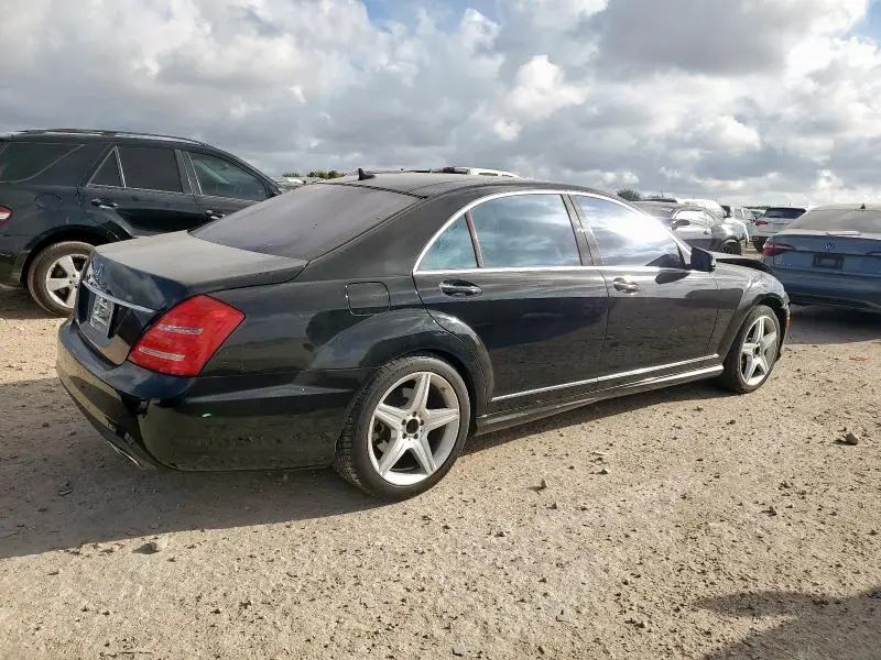 2011 MERCEDES-BENZ S 550  