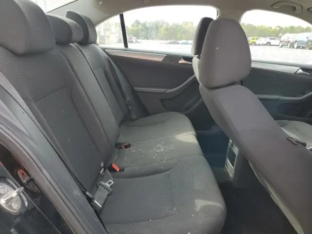 2016 VOLKSWAGEN JETTA SE  