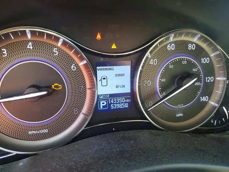 2017 INFINITI QX80 BASE  