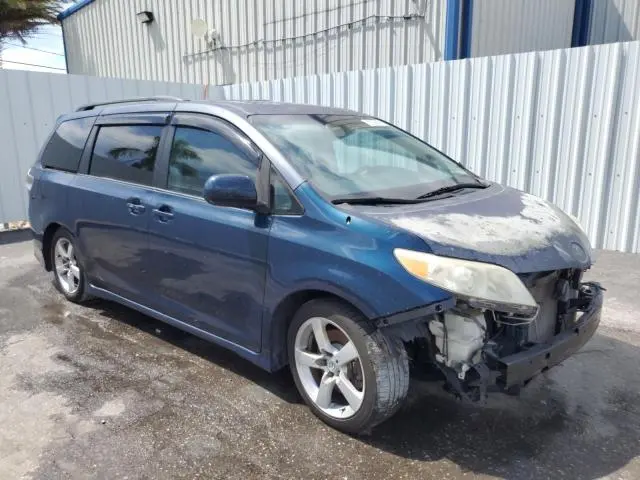 2011 TOYOTA SIENNA SPORT  
