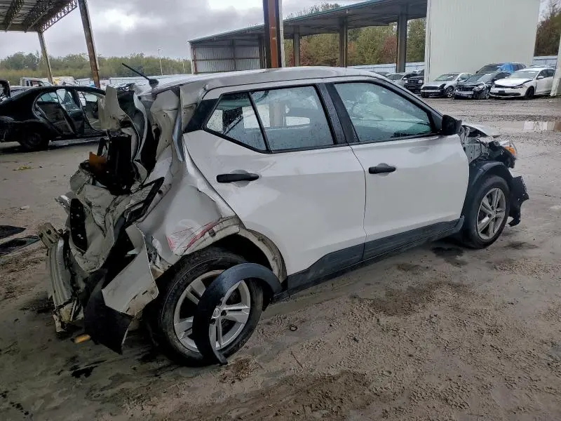 2020 NISSAN KICKS S  